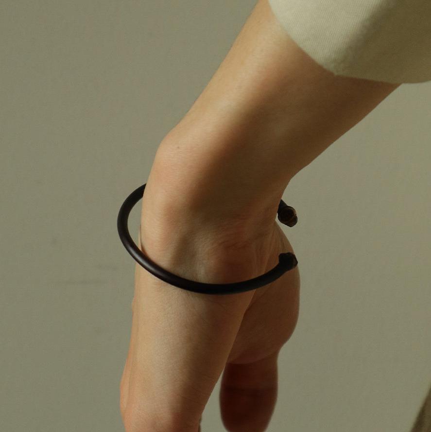 RATTEN BRACELET - CAULIS SPATHOLOBI