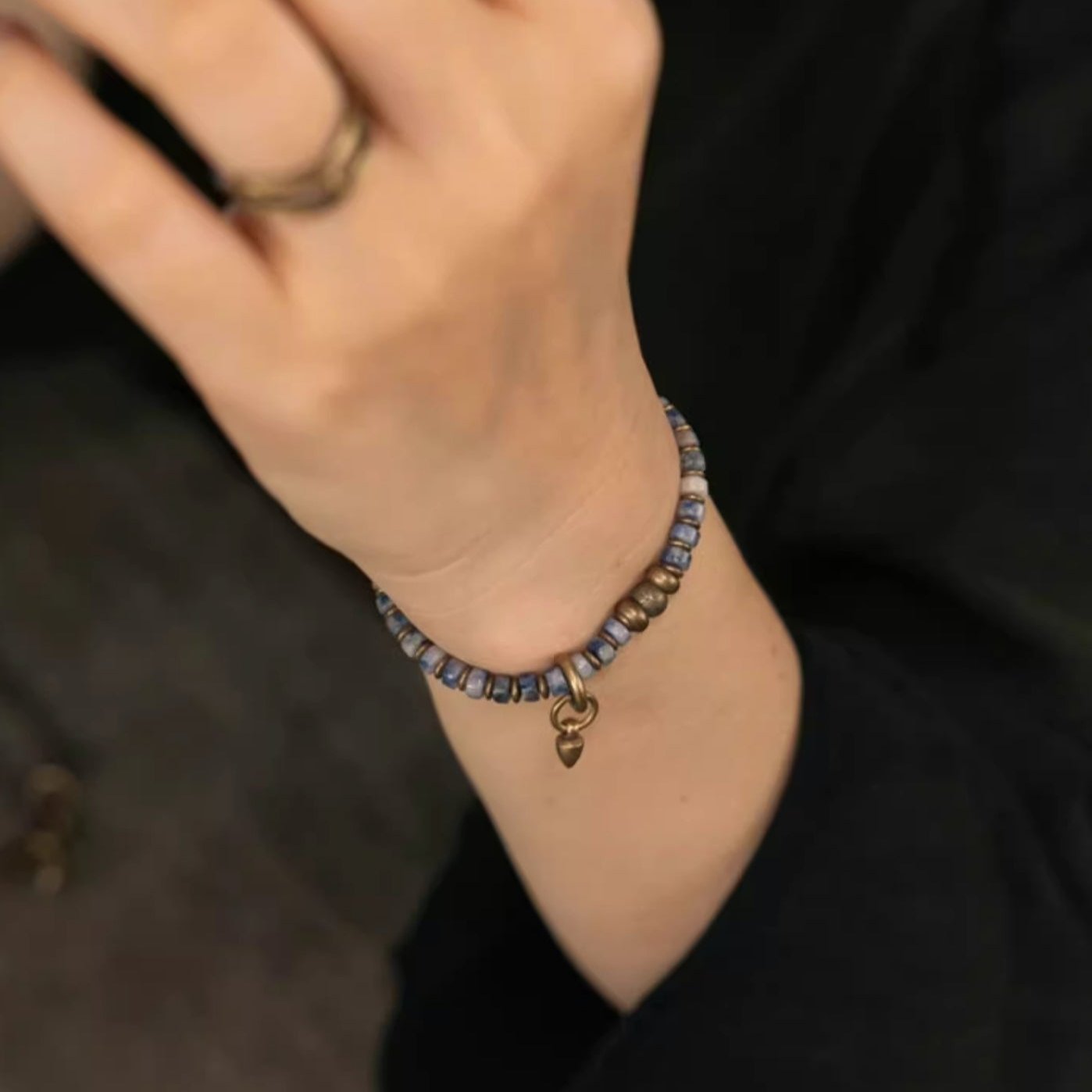 NATURAL CRYSTAL BRACELET