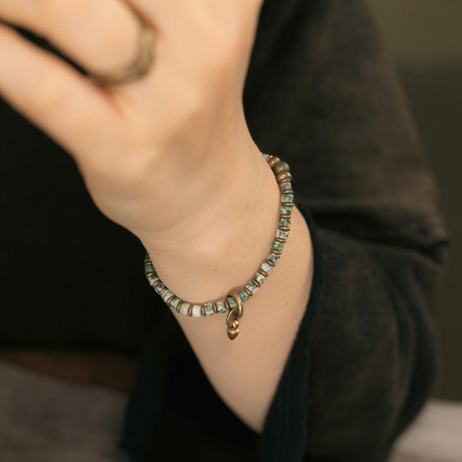 NATURAL CRYSTAL BRACELET